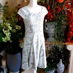 Shelby & Palmer, Rayon Blend, Cap Sleeve, Pleated Flair Dress, Size Medium